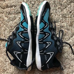 Body Glove women’s shoes